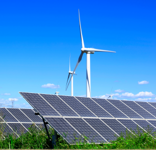 Panouri solare și turbine eoliene